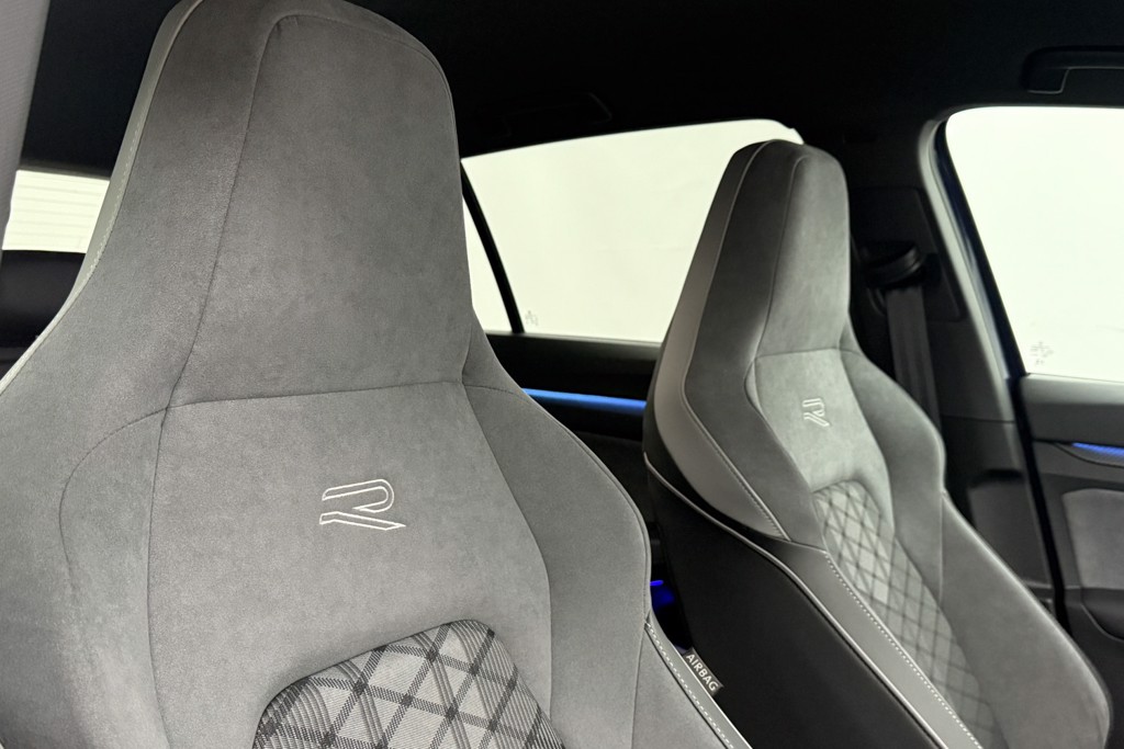 Volkswagen Golf R-Line Automatic Petrol Hatchback - Stock Number (1571975) - 22nd supplementary image