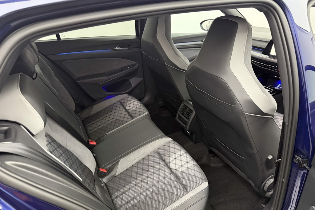 Volkswagen Golf R-Line Automatic Petrol Hatchback - Stock Number (1571975) - 23rd supplementary image