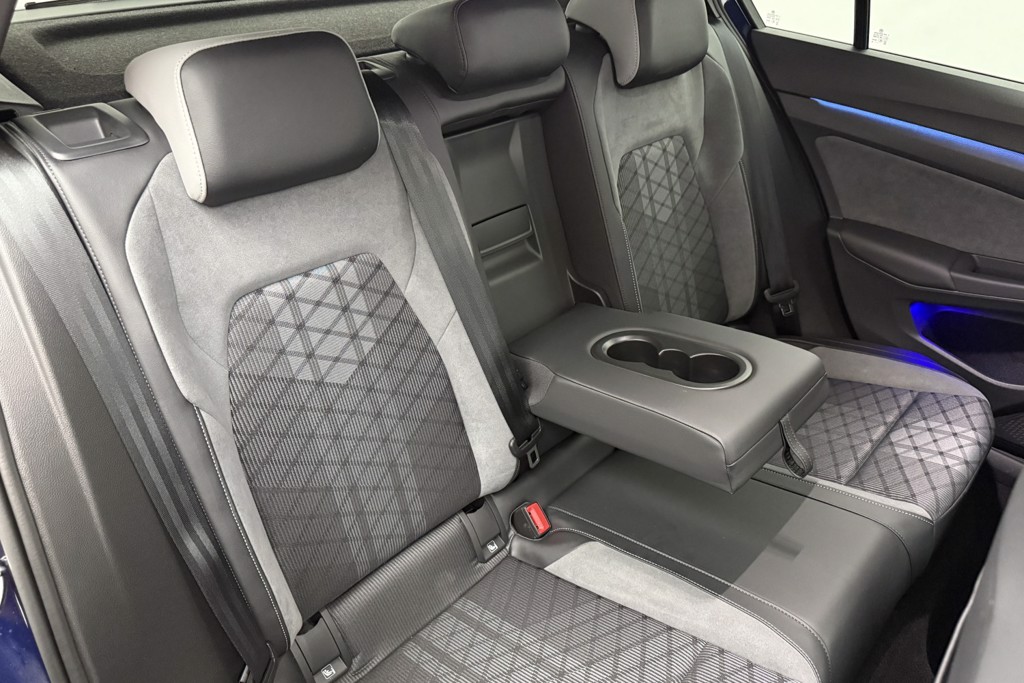Volkswagen Golf R-Line Automatic Petrol Hatchback - Stock Number (1571975) - 26th supplementary image