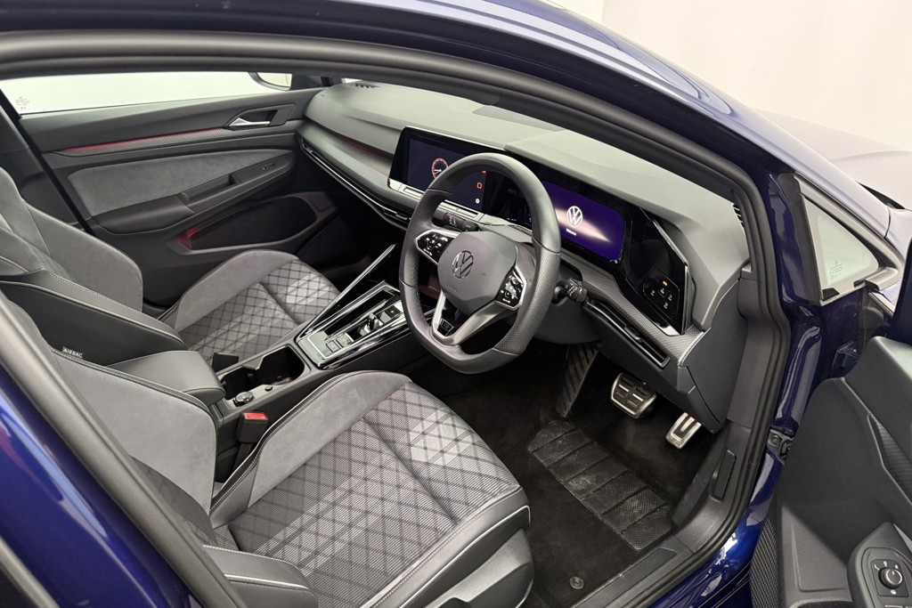 Volkswagen Golf R-Line Automatic Petrol Hatchback - Stock Number (1571975) - 1st supplementary image