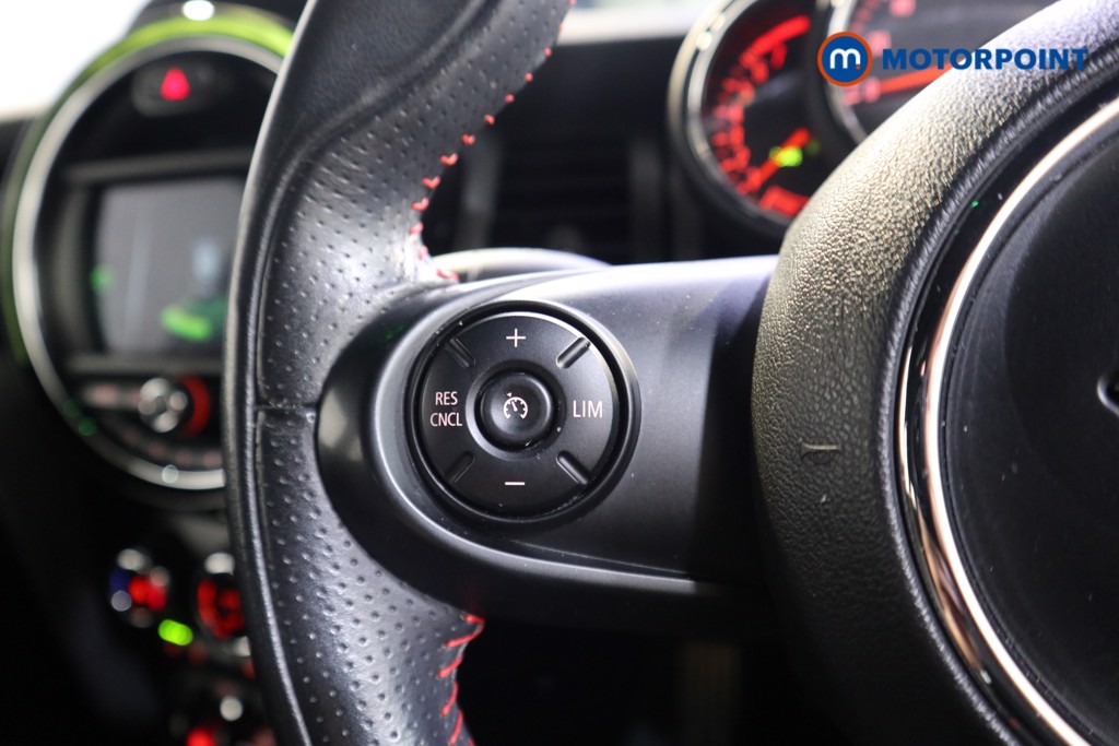 Mini Hatchback Cooper Sport Manual Petrol Hatchback - Stock Number (1572224) - 4th supplementary image
