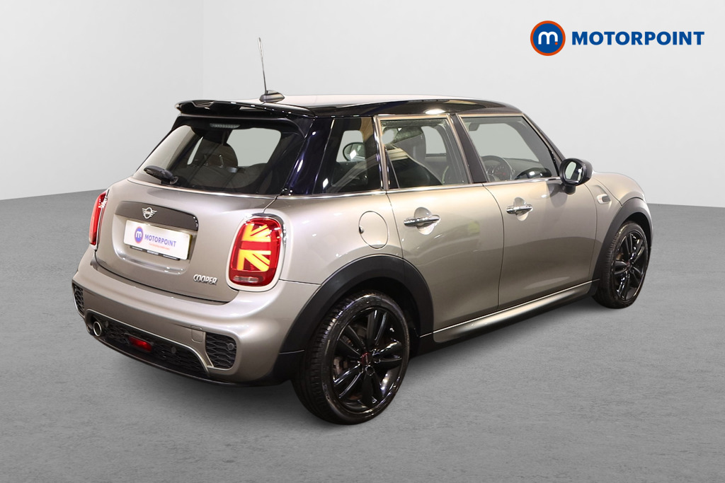 Mini Hatchback Cooper Sport Manual Petrol Hatchback - Stock Number (1572224) - Drivers side rear corner