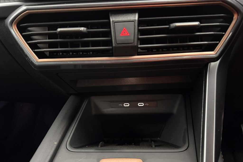 Cupra Formentor V2 Automatic Petrol Plug-In Hybrid SUV - Stock Number (1572419) - 13th supplementary image