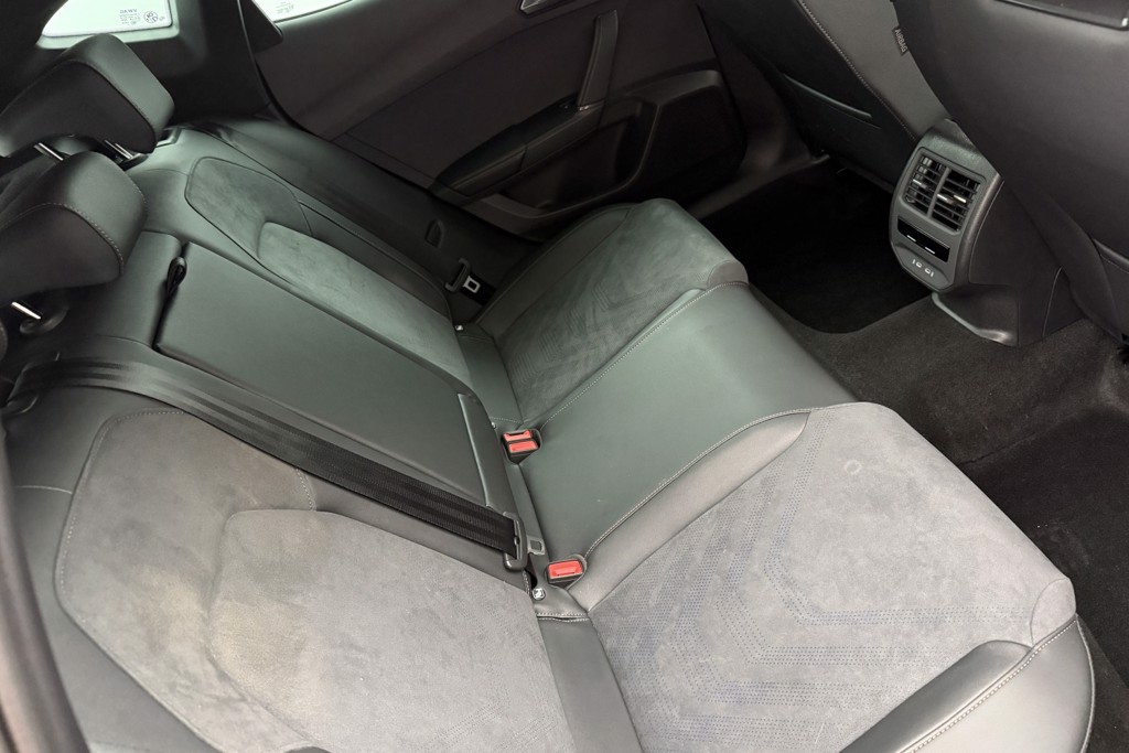 Cupra Formentor V2 Automatic Petrol Plug-In Hybrid SUV - Stock Number (1572419) - 23rd supplementary image