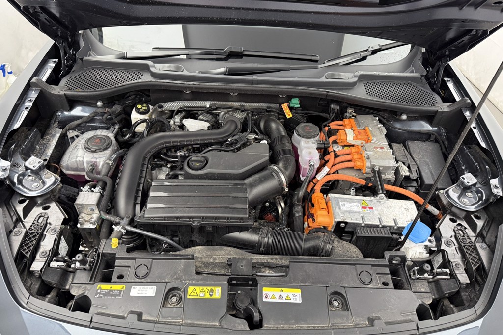 Cupra Formentor V2 Automatic Petrol Plug-In Hybrid SUV - Stock Number (1572419) - 30th supplementary image