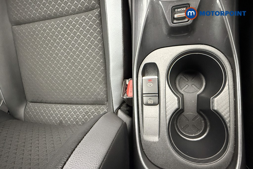 Nissan Juke N-Connecta Automatic Petrol SUV - Stock Number (1572648) - 12th supplementary image