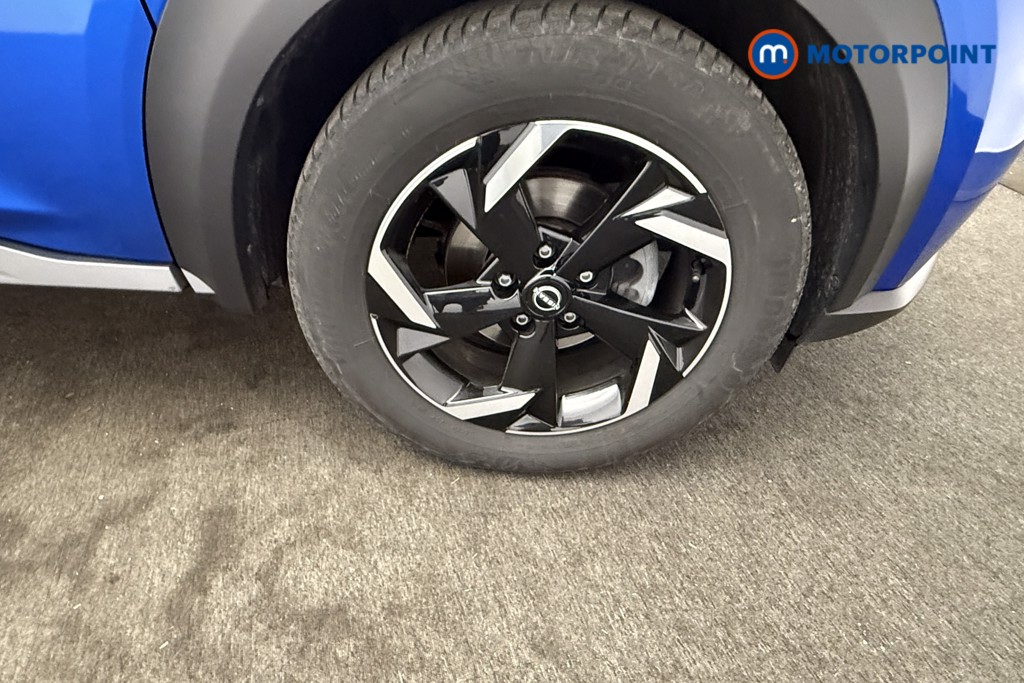 Nissan Juke N-Connecta Automatic Petrol SUV - Stock Number (1572648) - 21st supplementary image