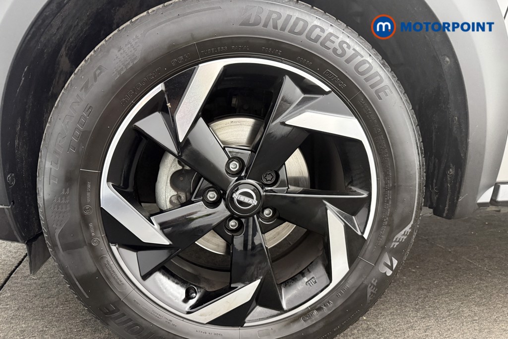 Nissan Juke N-Connecta Automatic Petrol SUV - Stock Number (1572662) - 12th supplementary image