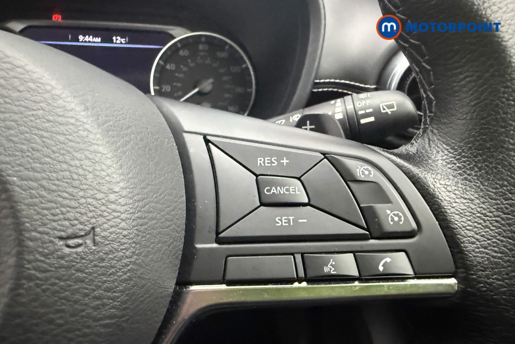 Nissan Juke N-Connecta Automatic Petrol SUV - Stock Number (1572662) - 15th supplementary image