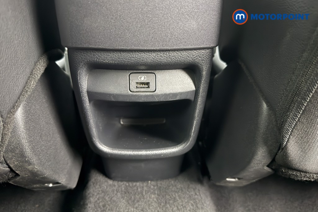 Nissan Juke N-Connecta Automatic Petrol SUV - Stock Number (1572662) - 20th supplementary image