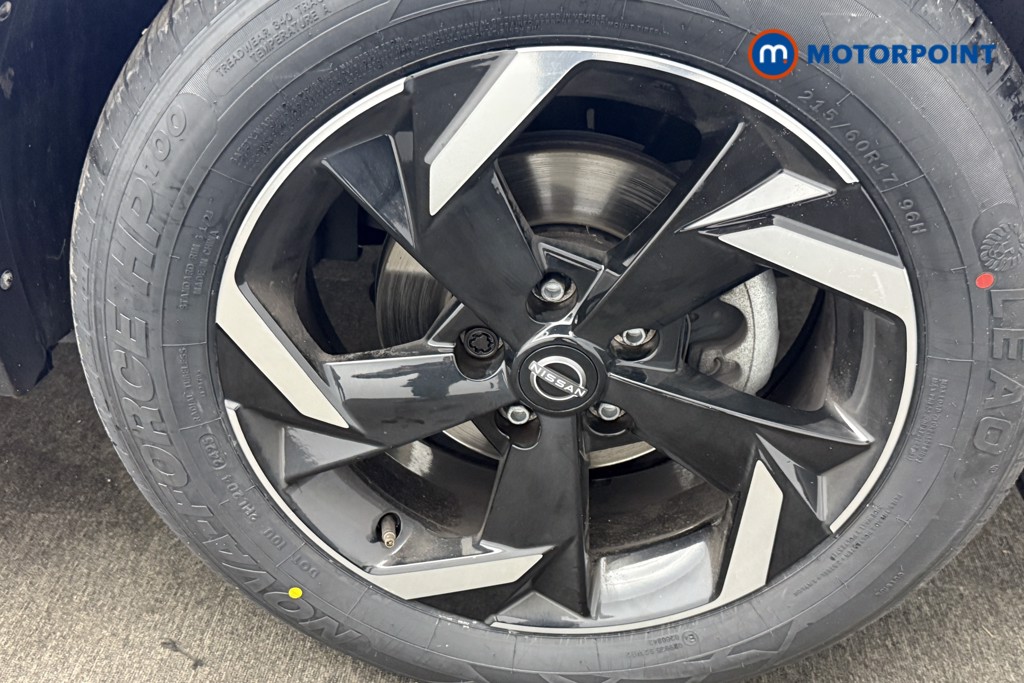 Nissan Juke N-Connecta Automatic Petrol SUV - Stock Number (1572664) - 17th supplementary image