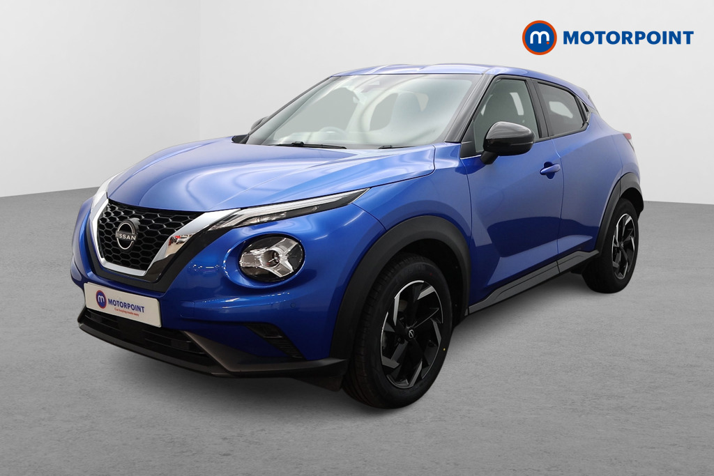 Nissan Juke N-Connecta Automatic Petrol SUV - Stock Number (1572664) - Passenger side front corner