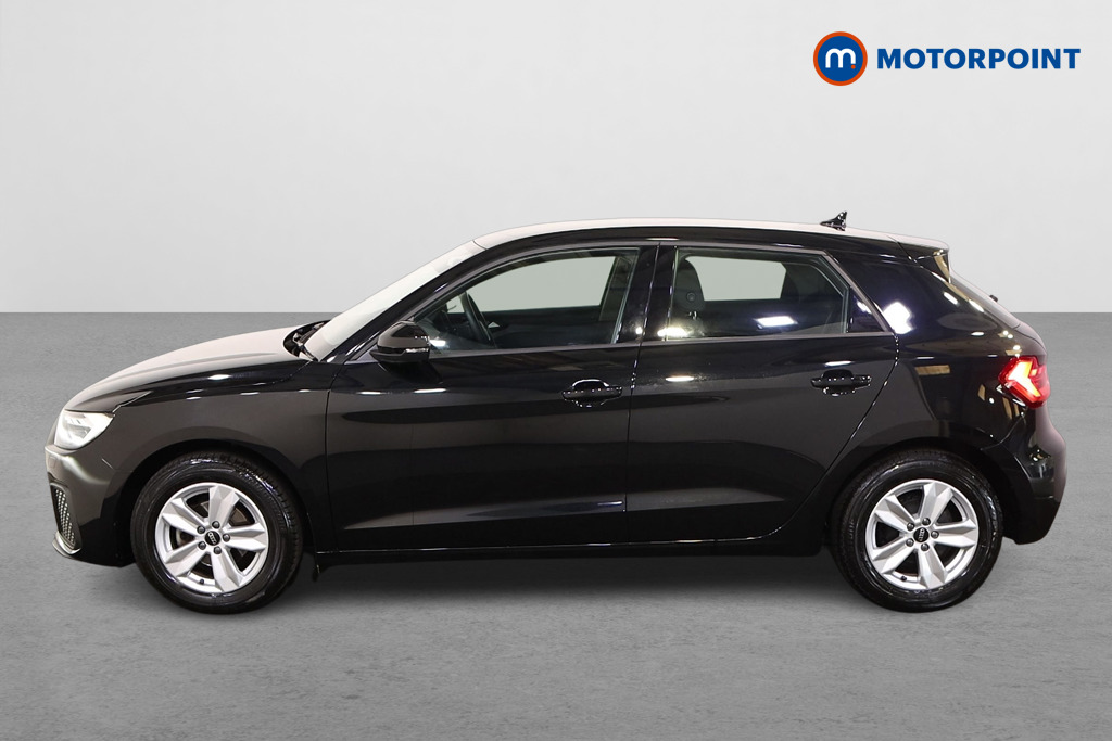Audi A1 Technik Manual Petrol Hatchback - Stock Number (1572702) - Passenger side