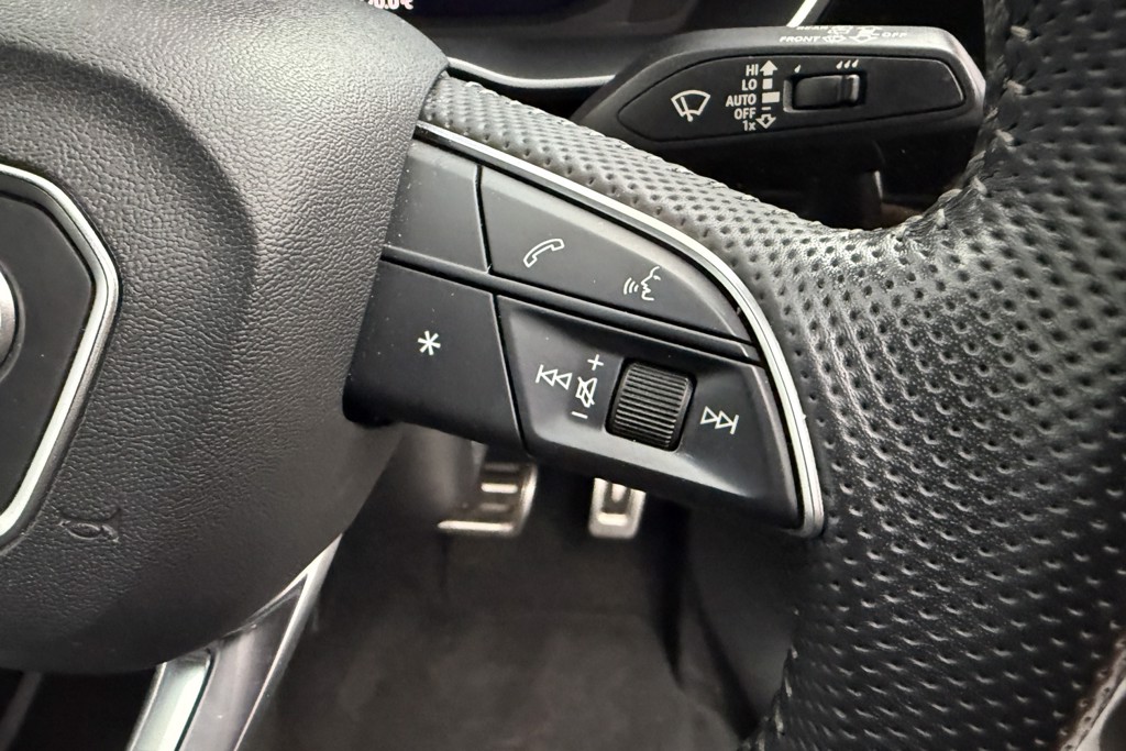 Audi Q3 S Line Automatic Petrol SUV - Stock Number (1572717) - 4th supplementary image
