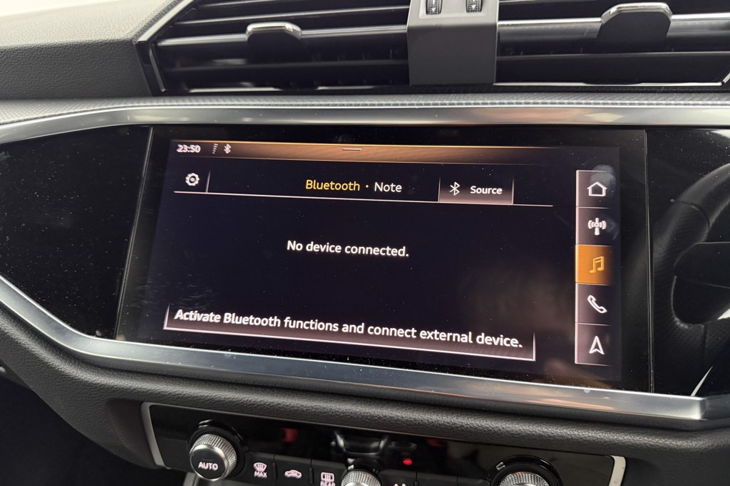 Audi Q3 S Line Automatic Petrol SUV - Stock Number (1572717) - 9th supplementary image