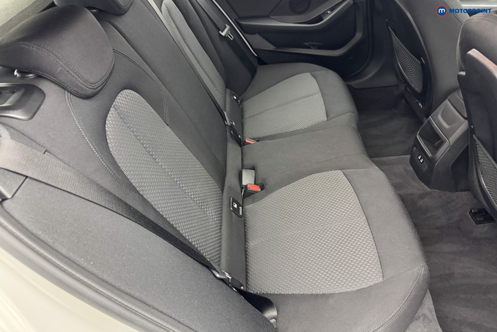 BMW 1 Series SE Automatic Diesel Hatchback - Stock Number (1572769) - 4th supplementary image