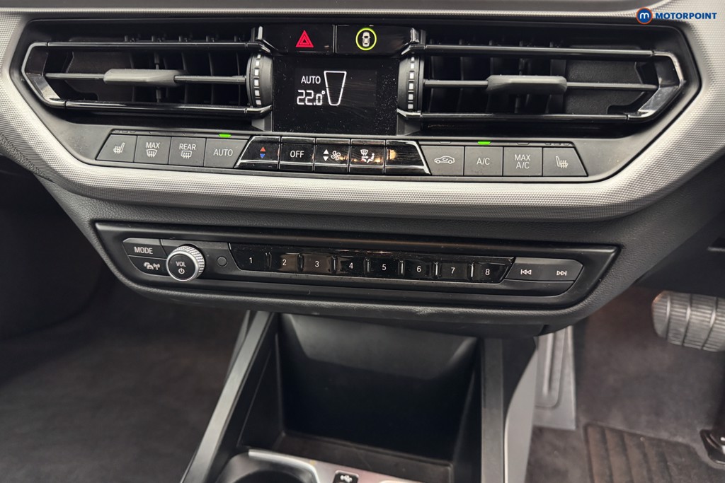 BMW 1 Series SE Automatic Diesel Hatchback - Stock Number (1572769) - 16th supplementary image
