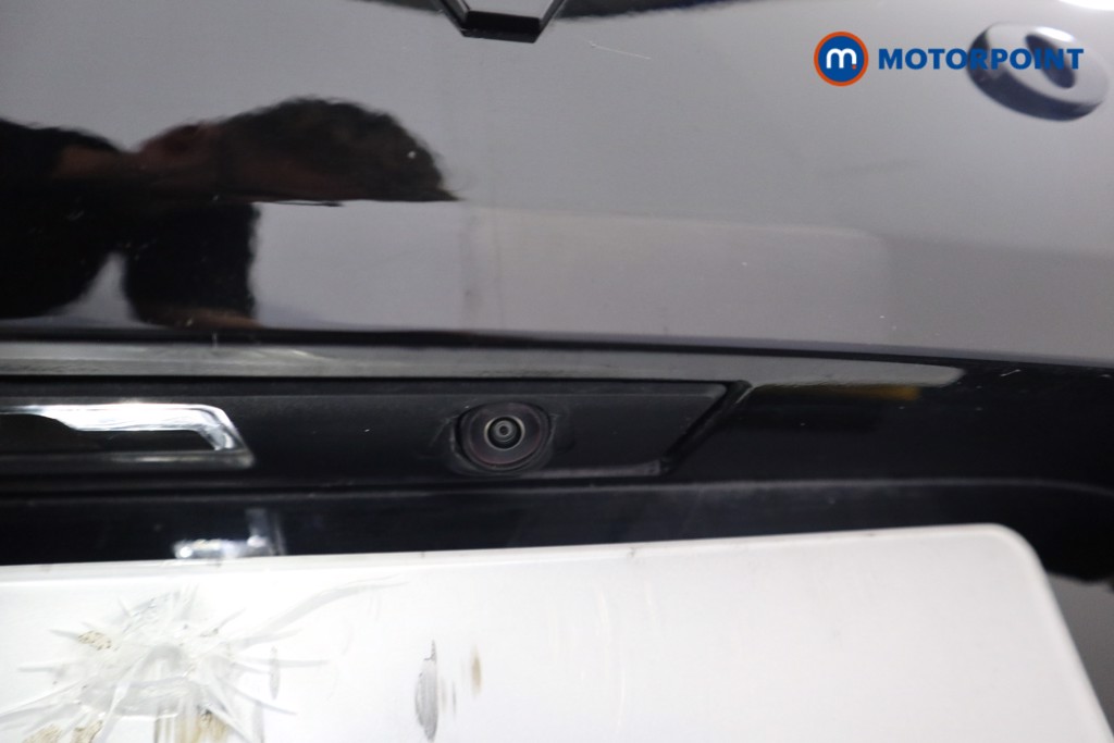Volvo Xc60 Plus Black Edition Automatic Petrol SUV - Stock Number (1572808) - 17th supplementary image