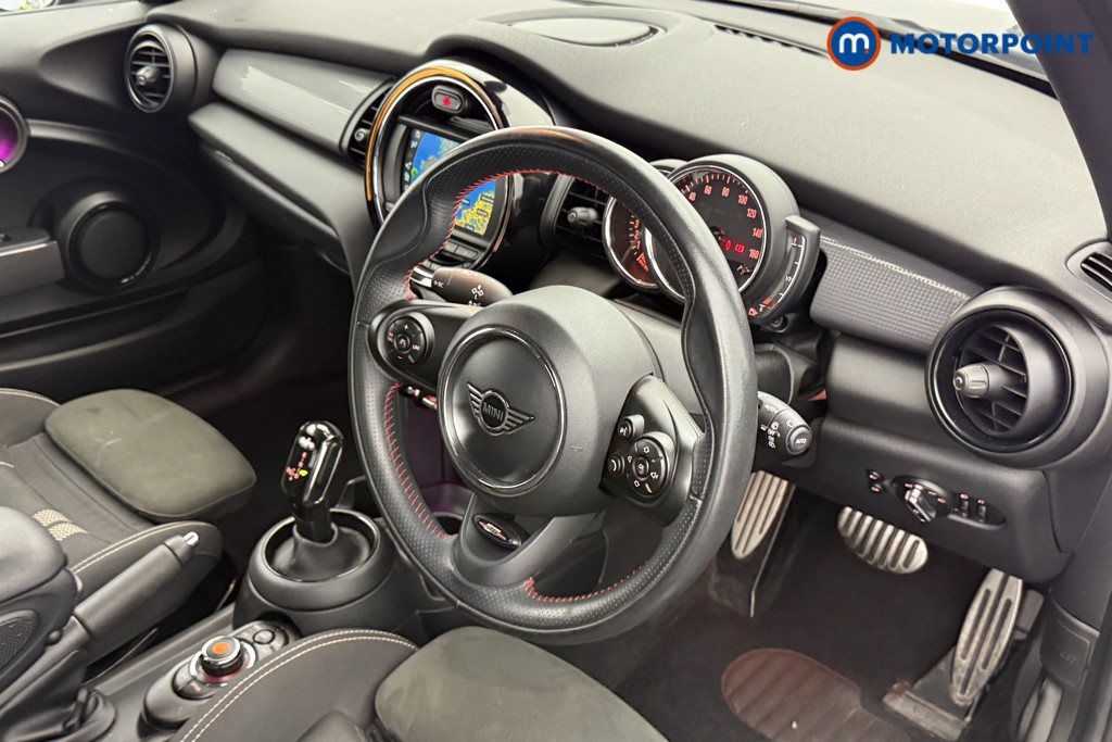 Mini Hatchback Cooper Sport Automatic Petrol Hatchback - Stock Number (1572930) - 4th supplementary image