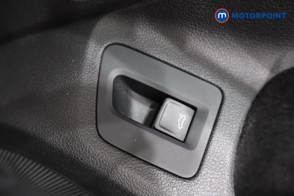 Volkswagen Arteon R-Line Manual Petrol Estate - Stock Number (1573036) - 14th supplementary image