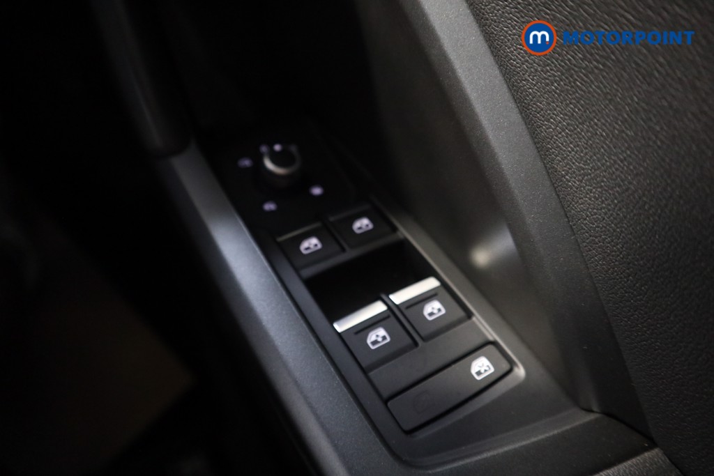 Audi Q3 Black Edition Automatic Diesel SUV - Stock Number (1573101) - 6th supplementary image