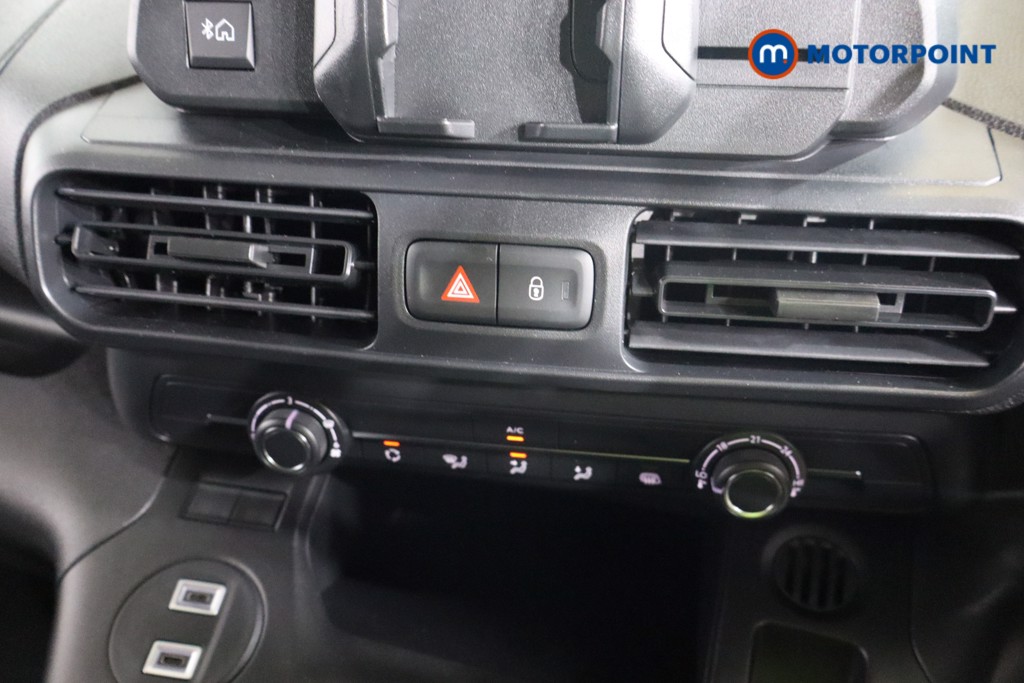 Vauxhall Combo Cargo Prime Manual Diesel Panel Van - Stock Number (1573211) - 5th supplementary image