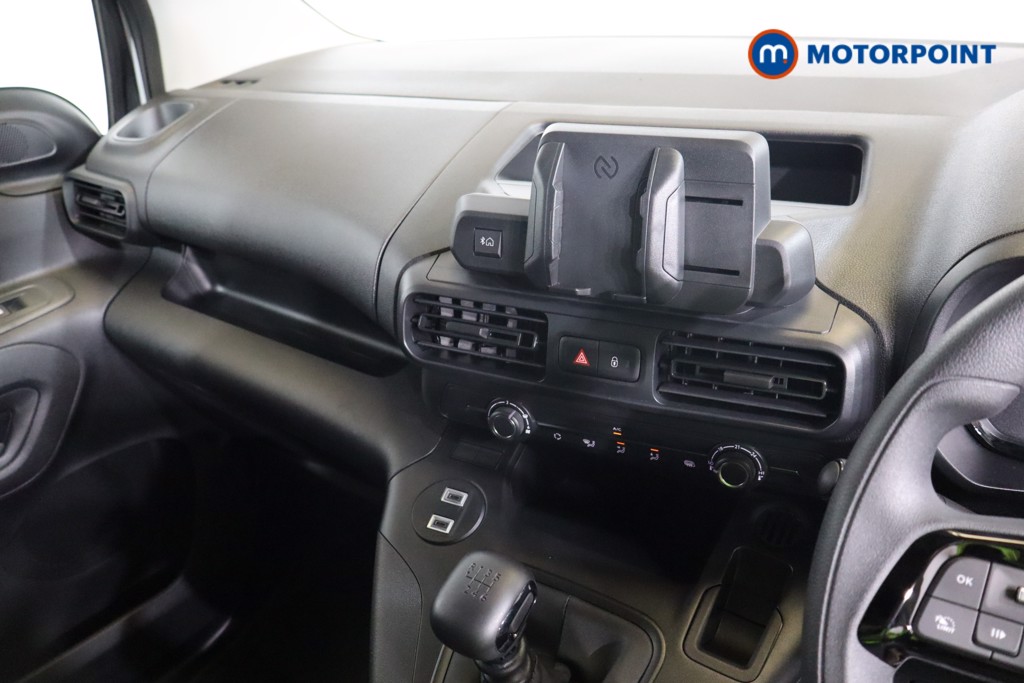 Vauxhall Combo Cargo Prime Manual Diesel Panel Van - Stock Number (1573213) - 3rd supplementary image