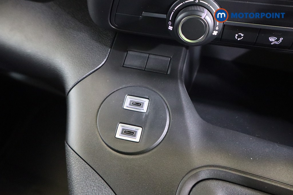 Vauxhall Combo Cargo Prime Manual Diesel Panel Van - Stock Number (1573213) - 6th supplementary image