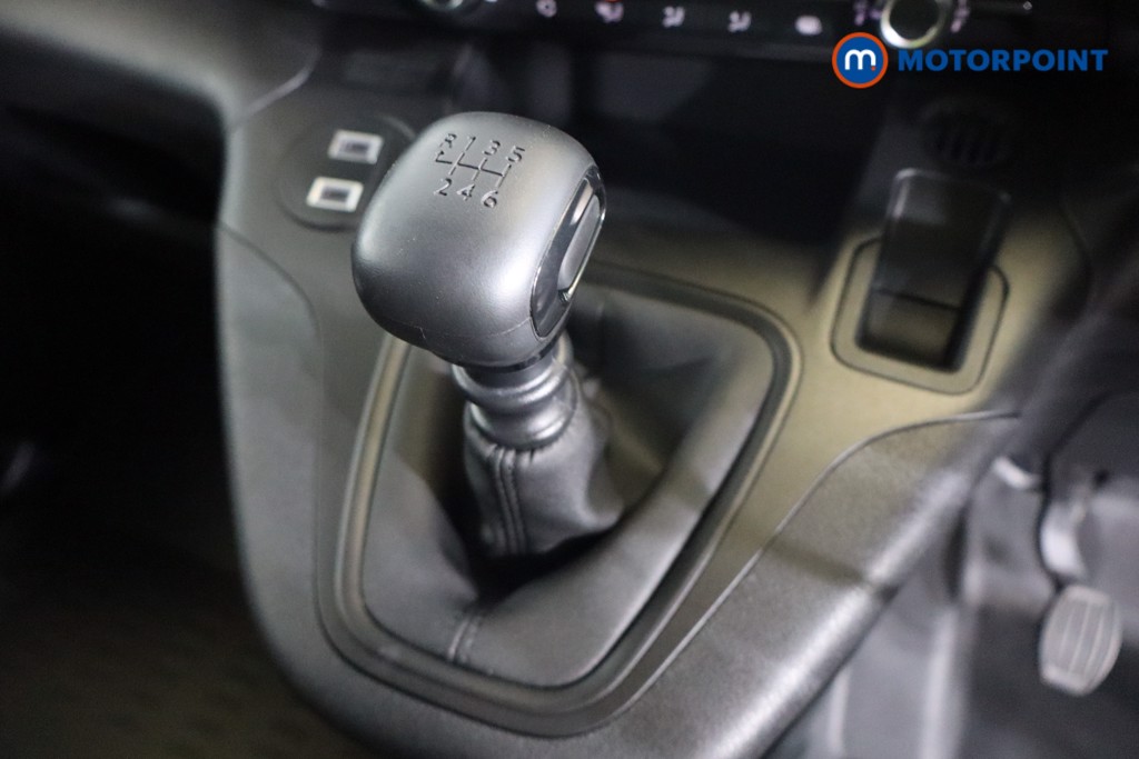 Vauxhall Combo Cargo Prime Manual Diesel Panel Van - Stock Number (1573225) - 7th supplementary image