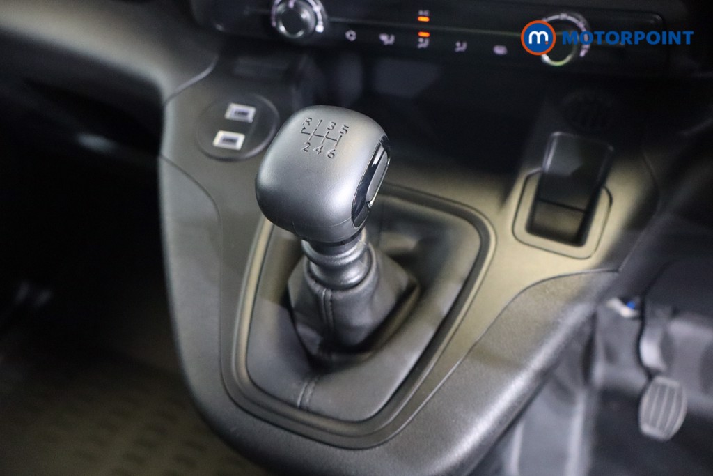 Vauxhall Combo Cargo Prime Manual Diesel Panel Van - Stock Number (1573232) - 7th supplementary image