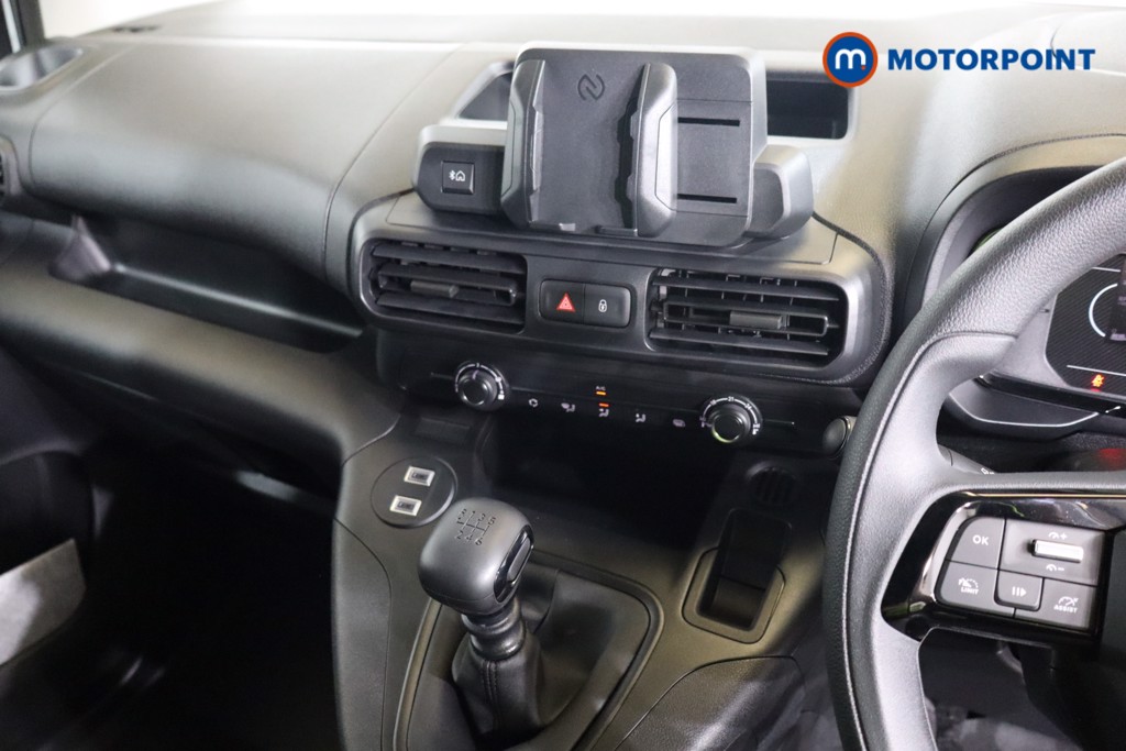 Vauxhall Combo Cargo Prime Manual Diesel Panel Van - Stock Number (1573237) - 3rd supplementary image
