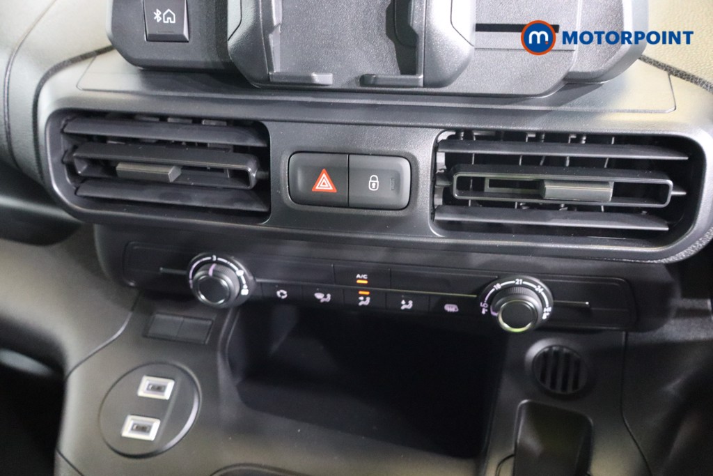 Vauxhall Combo Cargo Prime Manual Diesel Panel Van - Stock Number (1573237) - 5th supplementary image
