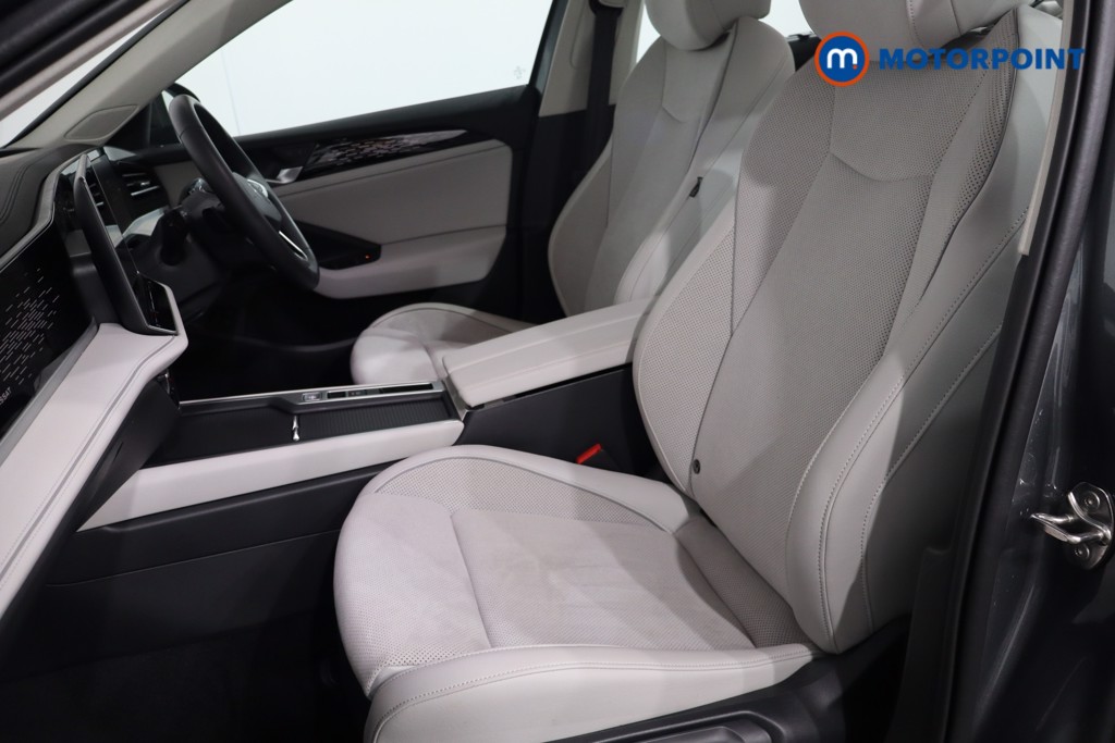 Volkswagen Passat Life Automatic Petrol Plug-In Hybrid Estate - Stock Number (1573296) - 4th supplementary image