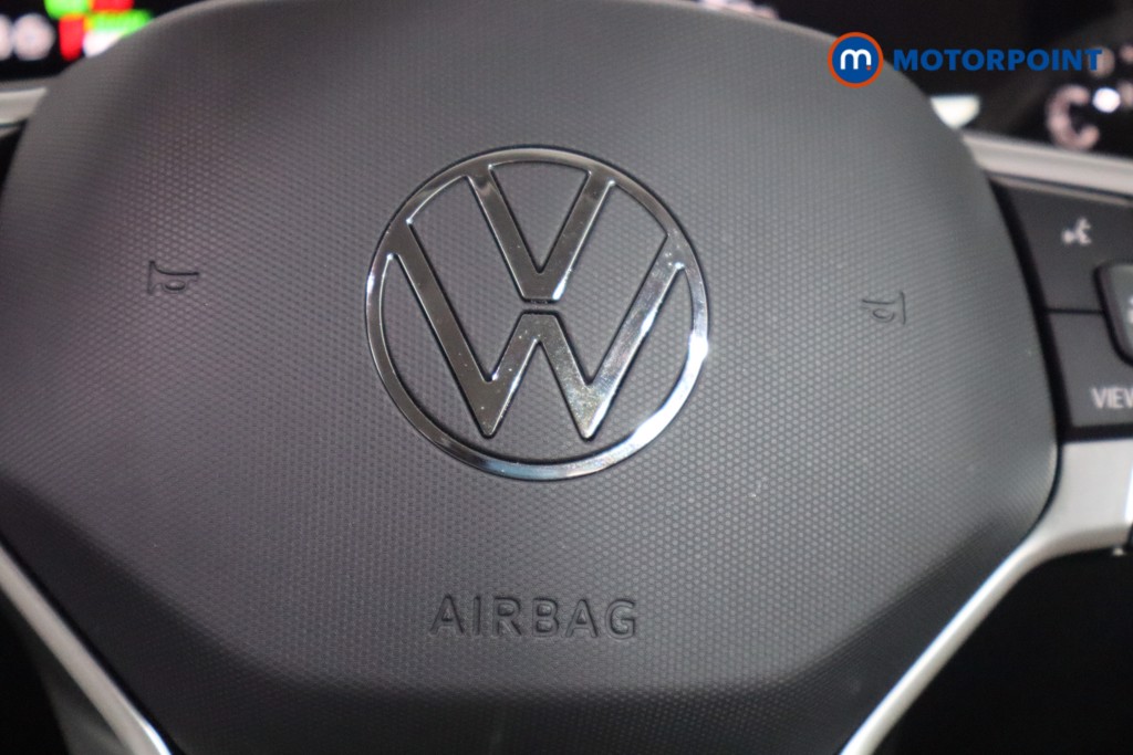 Volkswagen Passat Life Automatic Petrol Plug-In Hybrid Estate - Stock Number (1573296) - 14th supplementary image