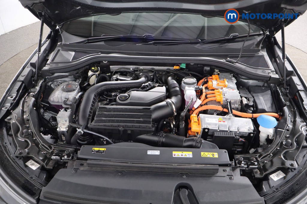 Volkswagen Passat Life Automatic Petrol Plug-In Hybrid Estate - Stock Number (1573296) - 29th supplementary image