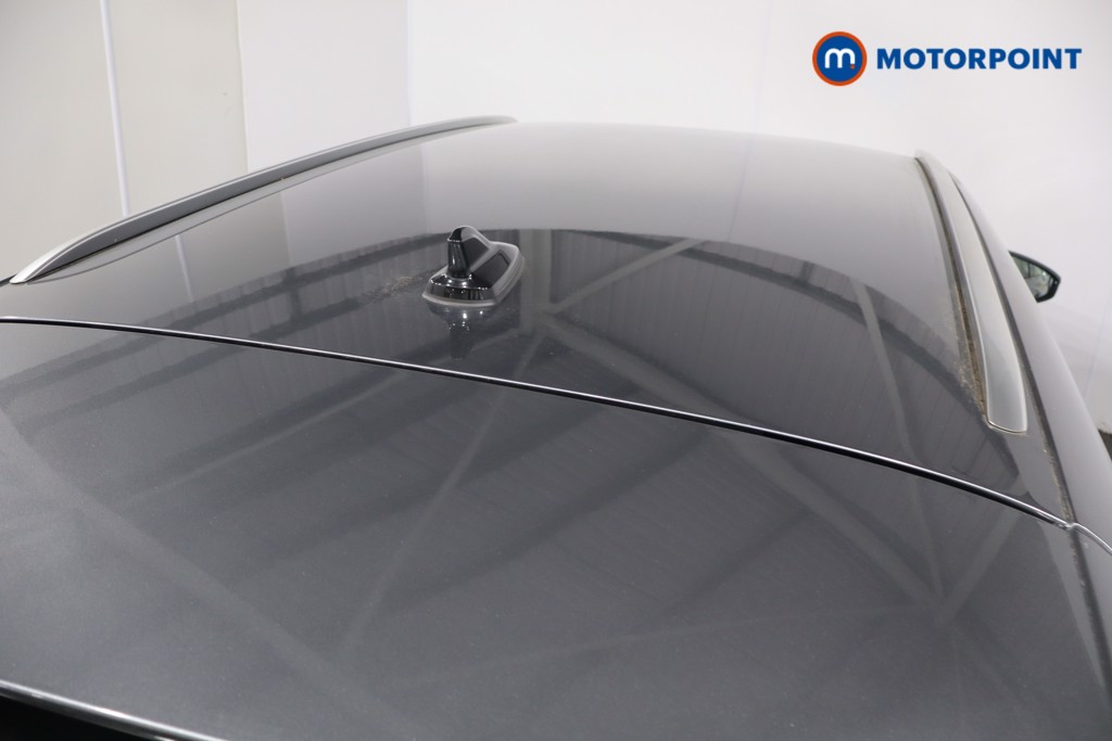 Volkswagen Passat Life Automatic Petrol Plug-In Hybrid Estate - Stock Number (1573296) - 30th supplementary image
