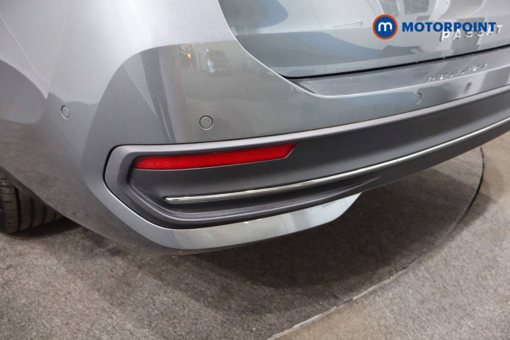 Volkswagen Passat Life Automatic Petrol Plug-In Hybrid Estate - Stock Number (1573296) - 32nd supplementary image