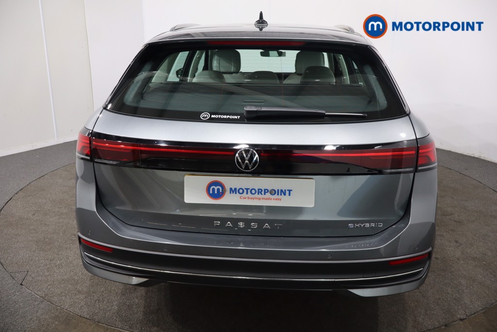 Volkswagen Passat Life Automatic Petrol Plug-In Hybrid Estate - Stock Number (1573296) - 35th supplementary image