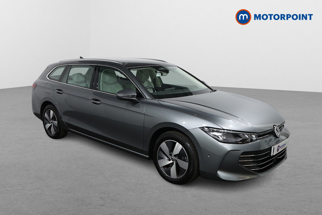 Volkswagen Passat Life Automatic Petrol Plug-In Hybrid Estate - Stock Number (1573296) - Drivers side front corner
