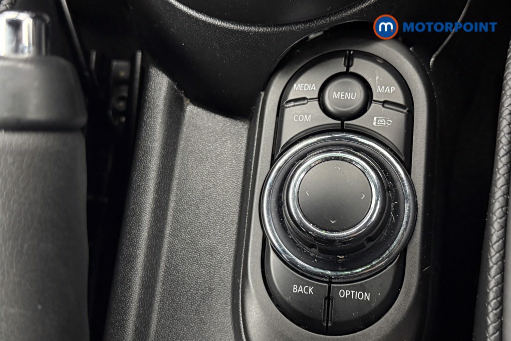 Mini Hatchback Cooper S Exclusive Automatic Petrol Hatchback - Stock Number (1573427) - 11th supplementary image