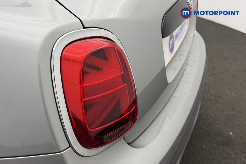 Mini Hatchback Cooper S Exclusive Automatic Petrol Hatchback - Stock Number (1573427) - 24th supplementary image