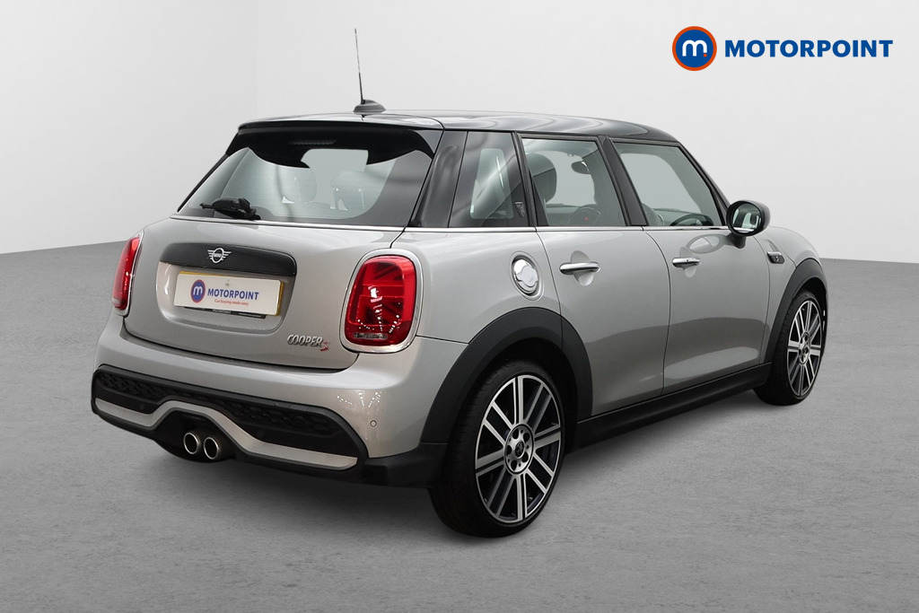 Mini Hatchback Cooper S Exclusive Automatic Petrol Hatchback - Stock Number (1573427) - Drivers side rear corner