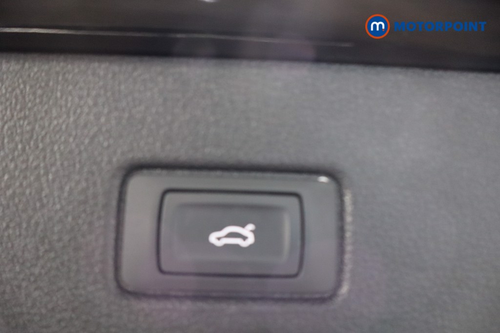 Audi Q7 S Line Automatic Diesel SUV - Stock Number (1573508) - 39th supplementary image