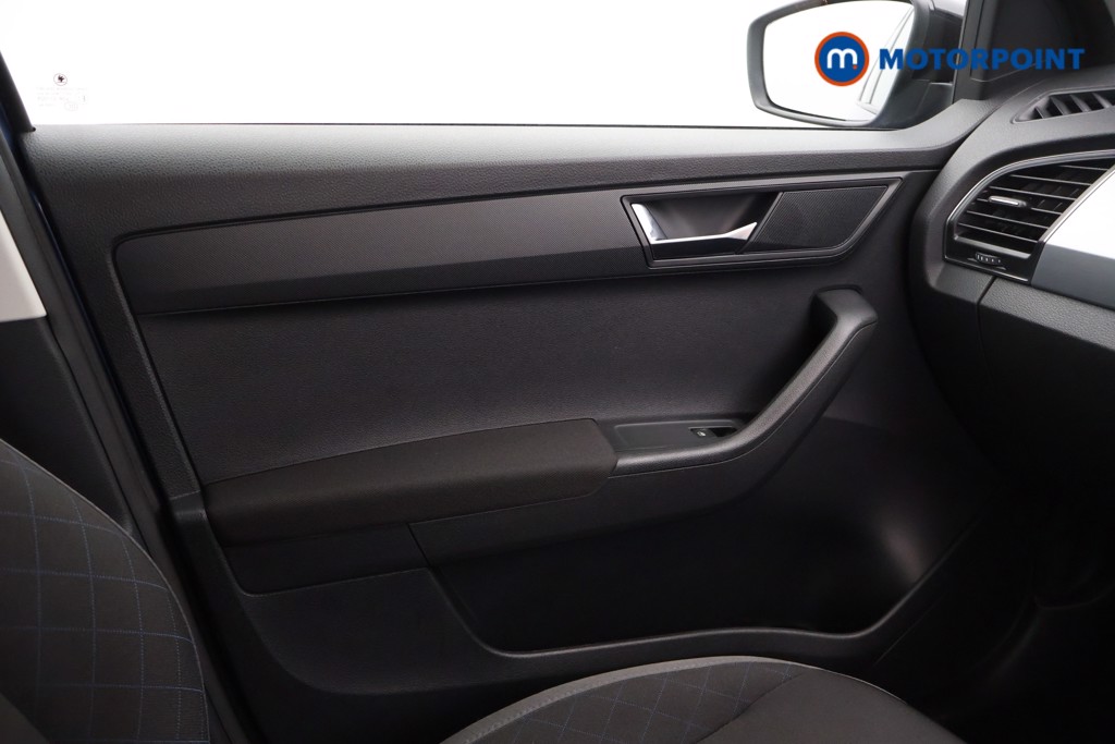 Skoda Fabia Colour Edition Manual Petrol Hatchback - Stock Number (1573890) - 8th supplementary image