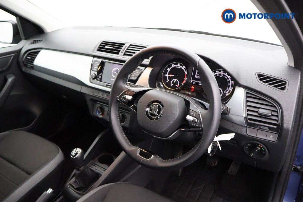 Skoda Fabia Colour Edition Manual Petrol Hatchback - Stock Number (1573890) - 10th supplementary image