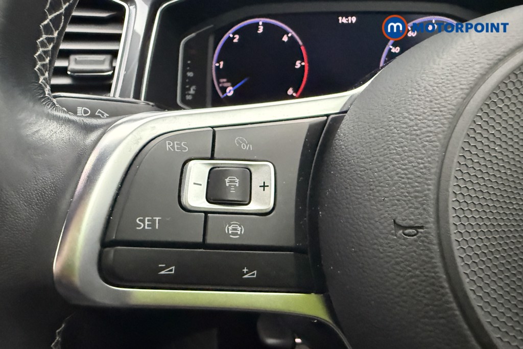 Volkswagen T-Roc R-Line Automatic Diesel SUV - Stock Number (1574028) - 14th supplementary image