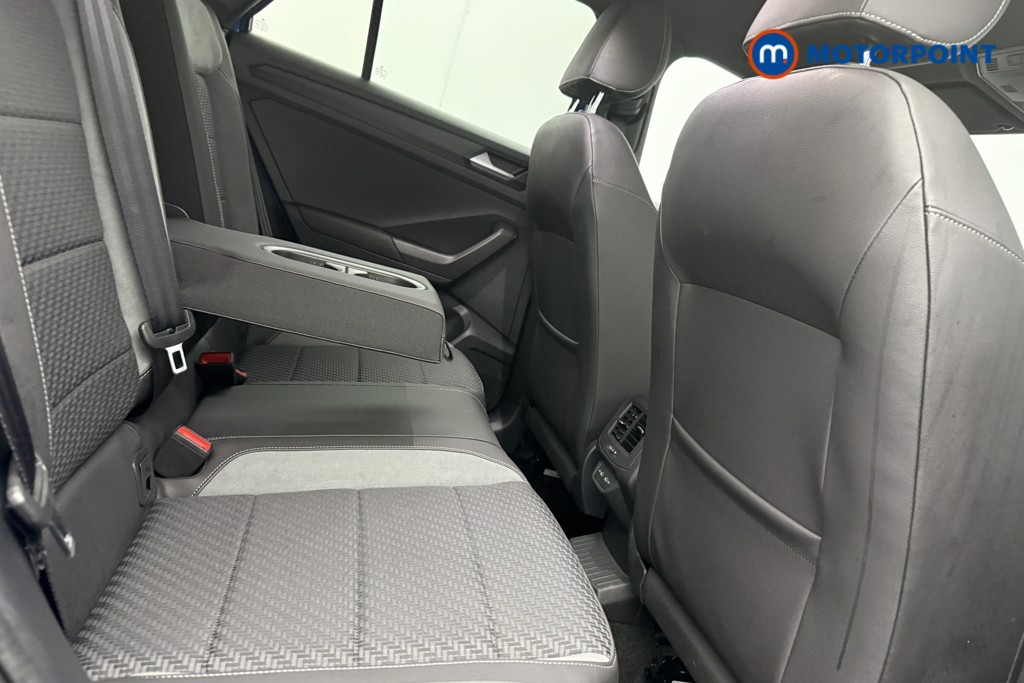 Volkswagen T-Roc R-Line Automatic Diesel SUV - Stock Number (1574028) - 20th supplementary image