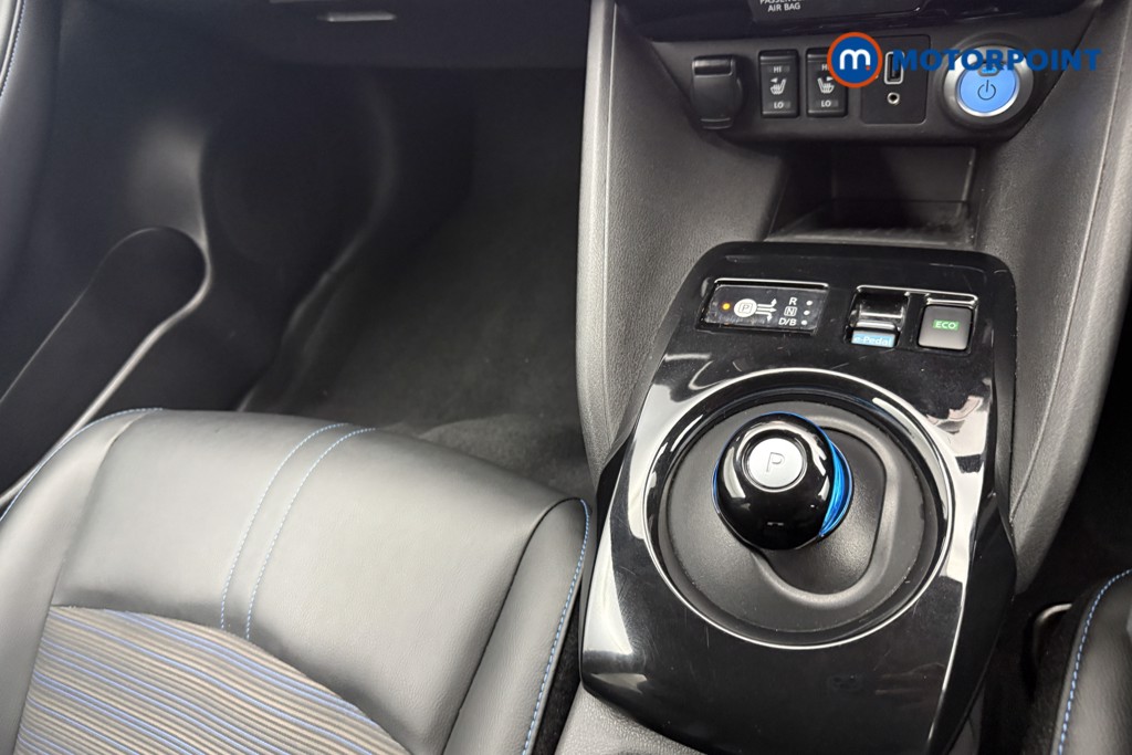 Nissan Leaf N-Connecta Automatic Electric Hatchback - Stock Number (1574030) - 13th supplementary image