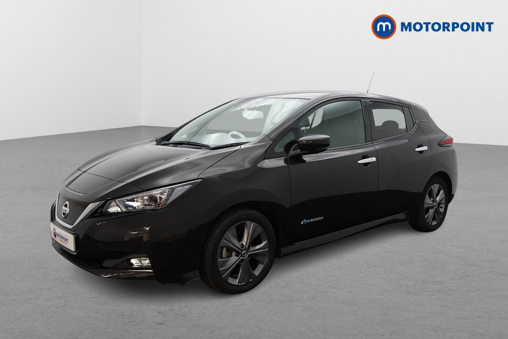 Nissan Leaf N-Connecta Automatic Electric Hatchback - Stock Number (1574030) - Passenger side front corner