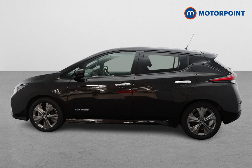 Nissan Leaf N-Connecta Automatic Electric Hatchback - Stock Number (1574030) - Passenger side